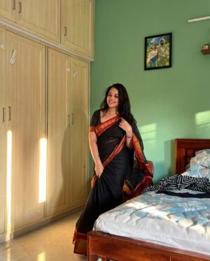 Nakshatra Murthy Instagram - 🖤 solasta
