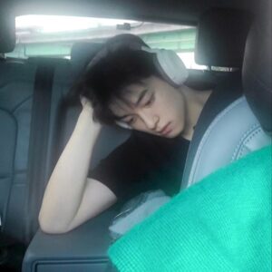 Nam Da-reum Instagram - 10월의 어느 날

#예비역D 80#생존신고
#남다름