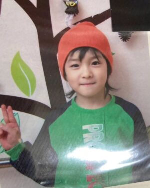 Nam Da-reum Instagram - ♥️
혼자 보기 아깝다며
다솜이가 보내온 
다름이 데뷔 전🤭 사진...

#7살다름#아이림1회졸업생
#22사단#D-18#병장남다름
#꽃보다남자#윤지후#남다름