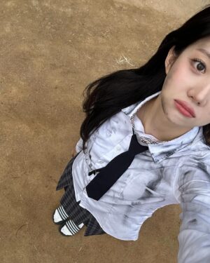 Nam Kyu-hee Instagram - 꼬질꼬질 .. #히어로는아닙니다만
