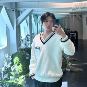 Nam Woo-hyun Instagram - 만간에 문화생활 🥹🥹🥹
#성수동 #성수 #뚝섬 #뮤지컬 #디어에반핸슨 #김성규 #인피니트