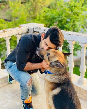 Namik Paul Instagram - Hello Summer, nice of you to drop in and say hi, but we’d like Winter back now, please. Perhaps you could come back in a month. Or three. 

Sincerely, 
Hobbes & Namik