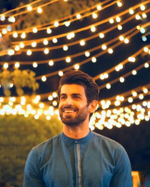 Namik Paul Instagram - Happy Diwali to all of you 🪔 I hope this day brings a flood of happiness and light into the lives of you and your loved ones, and I wish you a year full of conquering demons, both internal and external ✨💫 Also, let’s all make this day bright, not loud 😊🙏🏼