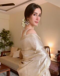 Actress Namita Dubey HD Instagram Photos and Wallpapers June 2024