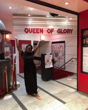 Nana Mensah Instagram - The Covent Garden Dishoom on a Sunday afternoon? We must have been out of our minds. But we were determined, so we joined the line and waited. And waited. And waited. We had just screened #QueenofGlory for its second and final sold-out showing at BFI— we were flying high, impervious to the London chill. After both an eternity and no time at all, our table was ready. We took our seats and proceeded to have the best meal of my life, that had very little to do with the food. Thank you @jamundane, thank you @krobhix, thank you @baff_akoto. This journey has been one of long, long waits in the cold, but we’re eating now. 
I will forever be grateful to 2021 for being so very good to me.
