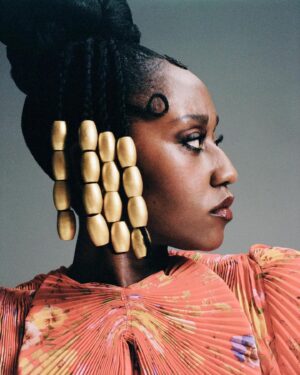 Nana Mensah Instagram - “So much of Black women’s identity is…for better or worse, is wrapped up in our hair. Having that atmosphere of care has been very delightful.” @itsnanamensah spoke with @thecut about her personal connection to #JajaBroadway and how this production creates a safe space for Black women, on stage and off. 
Read @_morganjerkins’s #Encounter at the link in bio.
Photography by @courtsyy 
Styling by @itsrobertojohnson 
Hair by @hairbysusy 
Makeup by @jessegenao 
Tailoring by Lindsay Wright