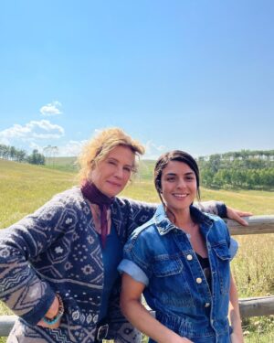 Nancy Travis Instagram - We are the women of ‘Ride’. I am grateful to be in the company such fine actors, collaborators and friends. I can’t think of better people to tell the story of the McMurray family with. It is a rare thing when strong women can come together, share a bond, a sisterhood and be able to bring that story to you. Just sayin.
@ridehallmarkchannel Sunday night 9:00pm.
@tskovbye1 @sara.alicia.garcia  #sistasdoingitforthemselves