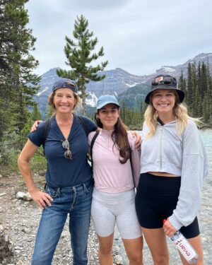 Nancy Travis Instagram - We are the women of ‘Ride’. I am grateful to be in the company such fine actors, collaborators and friends. I can’t think of better people to tell the story of the McMurray family with. It is a rare thing when strong women can come together, share a bond, a sisterhood and be able to bring that story to you. Just sayin.
@ridehallmarkchannel Sunday night 9:00pm.
@tskovbye1 @sara.alicia.garcia  #sistasdoingitforthemselves