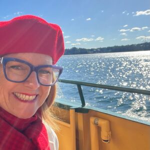Naomi Simson Instagram - Nice to be home… #sydney 💛♥️❤️💙
