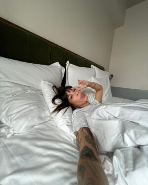 Naomi Wild Instagram - !!!!!!!!