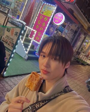 Napat Patcharachavalit Instagram - 🌃🌆