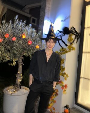 Napat Patcharachavalit Instagram - 🧙🎃
#chalalahalloween