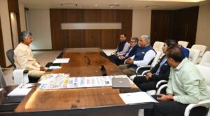 Nara Chandrababu Naidu Instagram - Met with Club Mahindra Chairman, Mr C. P. Gurnani and his team today. I'm very pleased that they are looking forward to investing in the hospitality and tourism sector in Andhra Pradesh.