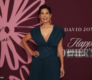 Narelda Jacobs Instagram - And you thought that was cleavage??!! 🙄 

Thanks for all your messages. Happy Friday!
