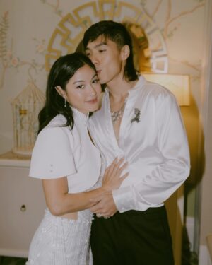 Narelle Kheng Instagram - One dress, three attachments, three looks 🤍

Made and designed locally by my favourite petite girl designer @valerie_wang~ 

Val’s work always hits home for me with her street chic style and equally valued functionality. I’ve always admired her authenticity and dedication having been distant fans of each other for the longest time before we finally collaborated on a collection a few years ago 🌸 when I decided to make a custom fit there’s was only person in my mind and I was so glad that she received it with such excitement 🤍 

Thanks for being the best listener, always taking my ideas and comforts as the baseline before running off to create something I couldn’t dream of ! I love the way the dress transformed with me through different moments of the day and is still something I can continue to wear which was so important to me ~ 

Big loveee 🤍 @valerie_wang @storeunda 

Also the biggest thank you to @carriek_rocks @charleskeithofficial and of course @randolph_tan for jumping in to help me finish the whole look !! 💐

& my mama @shashamsi for the glam ✨

Photos by the lovely @josedanielretrato