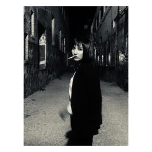 Narges Rashidi Instagram - about alleyways 

#donotsmoke #smokingisshit