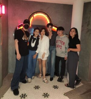 Naruebet Kuno Instagram - 5 ปีแล้ว ❤🏸🏸
#SidebySide #พี่น้องลูกขนไก่