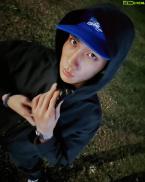 Nat Chen Instagram - 🌞✌️🌡️❌大
記得帶外套