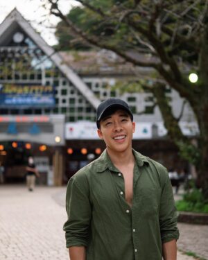 Nat Sakdatorn Instagram - Happiness happens in Hachioji. 💚

-chill at TakaOne Activity & Stay
-walk around Takaomachi
-eat at Ukai Toriyama
-enjoy espresso soft cream at Takao Coffee

#Hachioji #TokyoTokyo