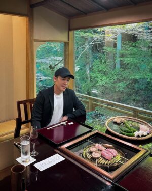 Nat Sakdatorn Instagram - Happiness happens in Hachioji. 💚

-chill at TakaOne Activity & Stay
-walk around Takaomachi
-eat at Ukai Toriyama
-enjoy espresso soft cream at Takao Coffee

#Hachioji #TokyoTokyo