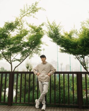 Nat Thewphaingam Instagram - วันครึ้ม SEOUL ~~ 

Photo 
By 
@bee__munin