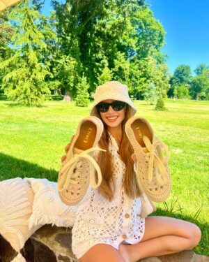 Natália Glosíková Instagram - ⚜️NOVÝ TÝŽDEŇ=NOVÁ SÚŤAŽ⚜️

Súťažíme o krásne, nové, jarné topánky od @robelshoes samozrejme podľa vlastného výberu do 100€👌🏼
 
⚜️Podmienky⚜️: 
1. Dajte like na tento príspevok
2. Follow @robelshoes 
3. Follow @nataliaglosikova
4. Označte v komentári aspoň jednu priateľku, ktorá tiež miluje 👠

Ja od nich osobne milujem značku Etimee a ich jedinečné kúsky, momentálne nádherné, ľahké tenisky ideálne na jar/leto, ktoré nájdete v krásnych farbách aj viacerých dizajnoch🙌🏼

 
V piatok 24.5. vylosujem z komentárov 1 víťazku. Čím viac komentujete, tým väčšiu šancu máte. Držím Vám palce!

*Súťaž nie je žiadnym spôsobom sprostredkovaná platformou Instagram.