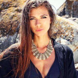 Natalia Khod Instagram - Tell me W? ... 

•
•

#beach #atlanticocean #model #modelmadrid #greeneyes #capetown #bikini #actriz #southafrica #summer