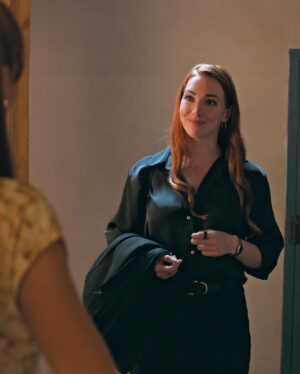 Natalia Rodríguez Instagram - Ya tenéis disponible en Netflix “Pared con Pared”.
Un sueño de película con gente increíble.
Gracias @patriciafont_dir @velocasting @bedelkatalent 
Carmen siempre en el team Valentina 🫶🏼

 #ParedConPared #netflix #netflixes #pelicula #movie #comedia #romantica