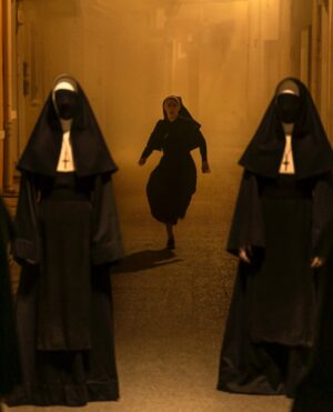 Natalia Safran Instagram - Throwing this weekend back to the NUN II with a gallery of images from the secret stash of our amazing stills photographer Bruno Calvo. From our illustrious international cast and incredible predominantly French crew to the spectacular ancient locations of Provence @thenunmovie will forever be unforgettable 🖤
.
#thenun2 #thenunmovie #theconjuringuniverse