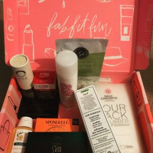 Natalie Jongjaroenlarp Instagram - #fabfitfun #winter #holiday #party was a #blast ! Thank you for the invite! @fabfitfun @fabfitfunboxes #love my #fabfitfunwinterbox #skincare #beauty #product