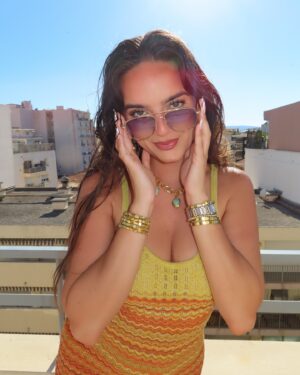 Natalie Mariduena Instagram - bisous bisous