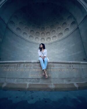 Natalie Mendoza Instagram - All the world is a stage #mysticalmusings #centralparkpoet #papilloninthecity
🦋🙏🏽🤍
