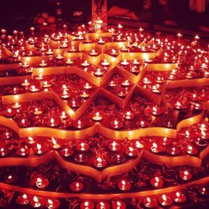 Natalie Mendoza Instagram - Happy Diwali 🪔 beloved friends. May we continue to be the light we wish to see in the world 🌍 🌅✨🙏🏾 #JaiGuruDeva
