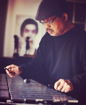 Natalie Mendoza Instagram - My Tatay, my whole life, my whole heart. August 7th is my favorite day because God blessed the world with your immense spirit. 
Our birthdays are so close and we would normally celebrate this day together. You didn’t quite prepare me for the world because you set the standard so impossibly high I thought all men were as kind, funny, smart honest and soulful as you. Celebrating you on this day and all the music you’ve given to my life. 🤍
I’ll always be a Daddy’s girl. Happy Birthday in Australia Tatay I wish I was with you today in Oz . Love you . 🎂 #daddysgirl #lockdownhurtstoday