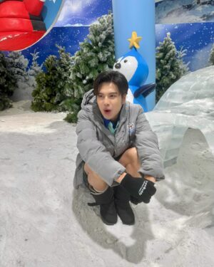 Natarit Worakornlertsith Instagram - หนาวขนาดนี้ต้องหาคนมากอดละ #marcmc