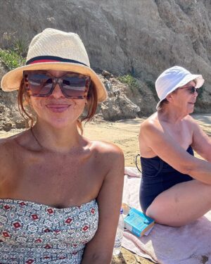 Natasha Culzac Instagram - Zante 🇬🇷😎