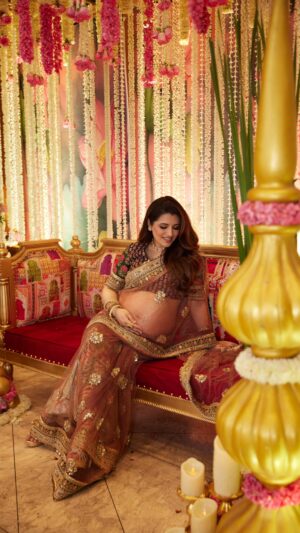 Natasha Luthra Instagram - Embracing the glow of motherhood, surrounded by love and laughter at our Godh Bharai celebration. 🌸✨ Excitement fills the air as we eagerly await the arrival of our precious bundle of joy. 💖

Saree @sabyasachiofficial
Jewelery @khannajewellerskj
Decor by @thedirections_bymtm 
Glam @priyatodarwal @saroj_hairstylist

#godhbharai #babyshower #godhbharaiceremony