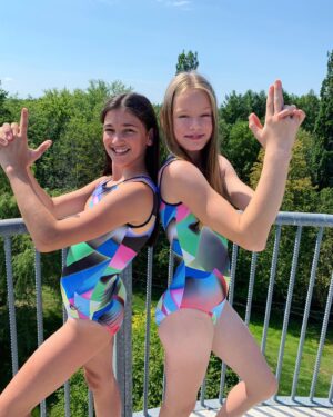 Natasha Zaborski Instagram - Happy together in our new suits from @higo_apparel 
•
•
•
#higoapparel #gymnastics #leo #gymwear #activewear #tumble #flip #fun #myperfectlanding #morganwigle #natashazaborski #summer #tvshow #tvshows #netflix #netflixandchill