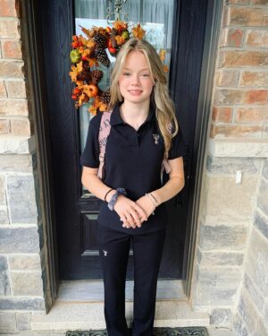 Natasha Zaborski Instagram - Back to school!  First day of grade 9!
•
•
•
#backtoschool #grade9 #school #natashazaborski #highschool