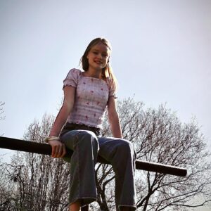 Natasha Zaborski Instagram - Just hanging out!
•
•
•
#spring, #easter # family #natashazaborski