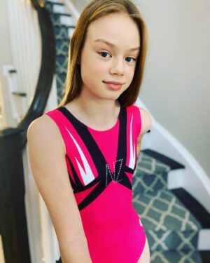 Natasha Zaborski Instagram - Thanks @higo_apparel for this gym suit! I love it!
•
•
•
#gymnastics #leo #gymsuit #higoapparel #natashazaborski
