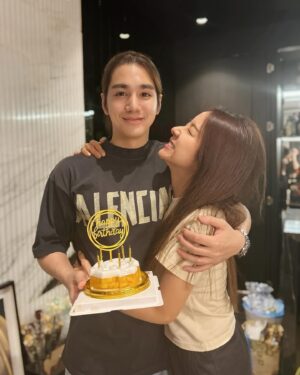 Natcha Jantapan Instagram - Hbd to me 33rd ขอบคุณทุกคำอวยพรนะครับ วันนี้มีความสุขมากๆ ❤️