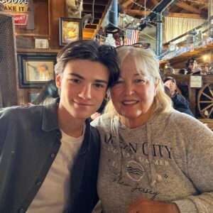 Nathan Blair Instagram - I hope everyone is having a great holiday, Ive been spending it here in Phoenix with my Grandparents visiting from NJ, just loving having my Mimi and Poppy here with us to enjoy this special time. #holidayseason #family #grandparents #christmas #familytime #phoenix #goodtimes
