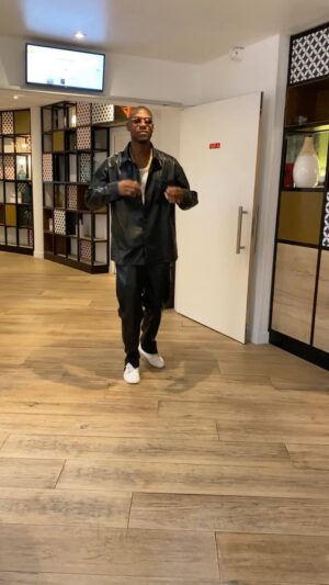 Nathan Munda Instagram - After tout ce temps I’m back in les réseaux!