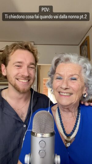 Nathan Trent Instagram - Ero di nuovo a casa di mia #nonna - questa volta abbiamo scelto Pensò A Te di #luciobattisti #nonnaenipote #nonni #canzoneitaliana #italia #italy #piano #pianocover #nathantrent #reels #reelsinstagram #canzone #cantante