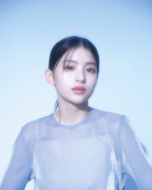 Natsuki Deguchi Instagram - 🩵💜

@barfout_magazine_tokyo