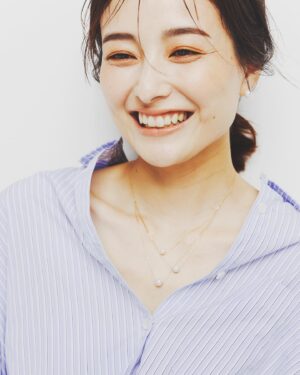 Natsuki Harada Instagram - @jewelilytokyo 

で、私のコラボのパール商品が　ジュエリリートウキョウの定番商品になりました🩷🩷

皆様のおかげです。ありがとうございます😊

これからも皆様のお手元に届いたパールを末永く愛してください💕💕💕

そして、@jewelilytokyo の社長に感謝を🥹🥹🥹🥹🙏

いつも本当にありがとう😊

これからも、私も大大大好きな、ジュエリー💎の魅力を皆様にもお届けできますように……🎈🎈🎈🎈

引き続きどうぞよろしくお願い致します🩷