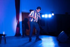 Naveen Richard Instagram - Had no idea the audience was having such a nice time in Coimbatore. Thanks to all the cities in Tamil Nadu that have come out so far. Thanks to @ara24_8 for getting such great moments on camera. Thanks to @kaushikbalasubramanian and team for being such sweet hosts.  And thanks to God for the nice jokes that seem to be working for all age groups so far.
.
We still have  tickets to shows in Kottayam, Mumbai, Goa and Chennai. So let people know. 🙂