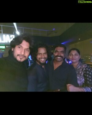 Naveen Shankar Instagram - ಸಲಾರ್ ಸಂತೋಷ ಕೂಟ ❤️

#salaar streaming on Netflix now ! 

@salaarthesaga @hombalefilms #prashanthneel @vkiragandur @bhuvanphotography @actorprabhas  @pramodactor1 @ravibasrur @madhuguruswamy_official @vajrang_shetty @sauravlokesh @shashank.editor @crthe_big_man