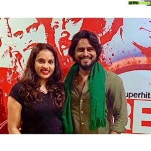 Naveen Shankar Instagram - With @naveen.shankar.98 
Watch “ಕ್ಷೇತ್ರಪತಿ” in your nearest theatre today 😇
.
.
@shrikantkatagi 
@kshetrapathi_thefilm 
.
.
.
#pallakkisong #reelsinstagram #kannadareels #kshetrapathi #trendingreels #kannadasongs #naveenshankar #kannadamovie #redfmkannada #rjmadhuri #kfi #viralvideos #explorepage